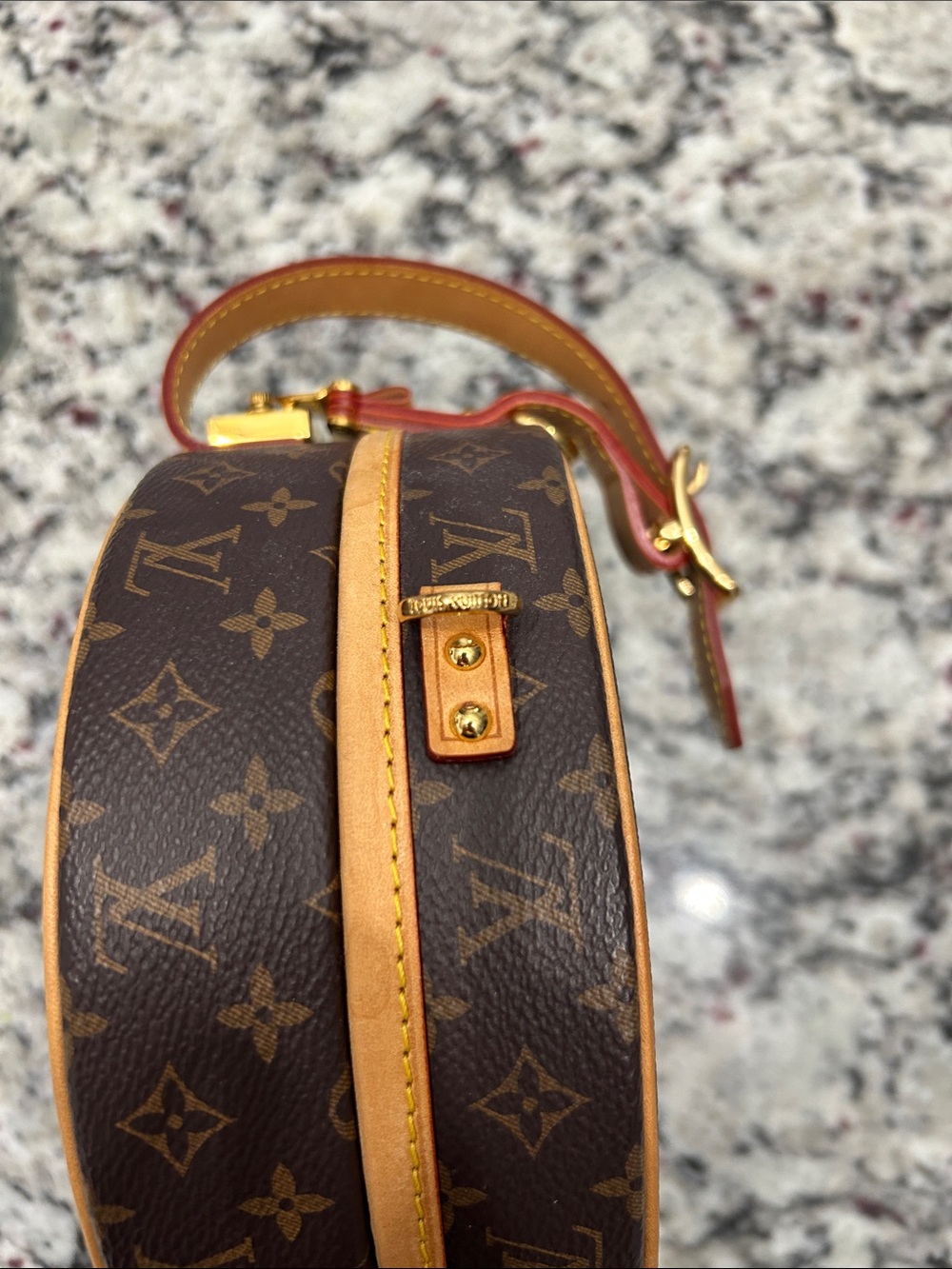 Monogram Boite Chapeau Souple MM round bag clutch - Picture 3 of 6